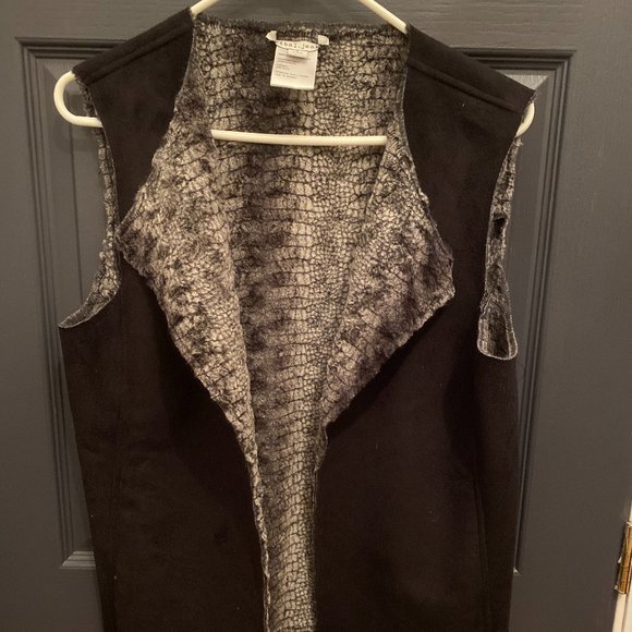 TRIBAL JEAN VEST - Picture 2 of 4